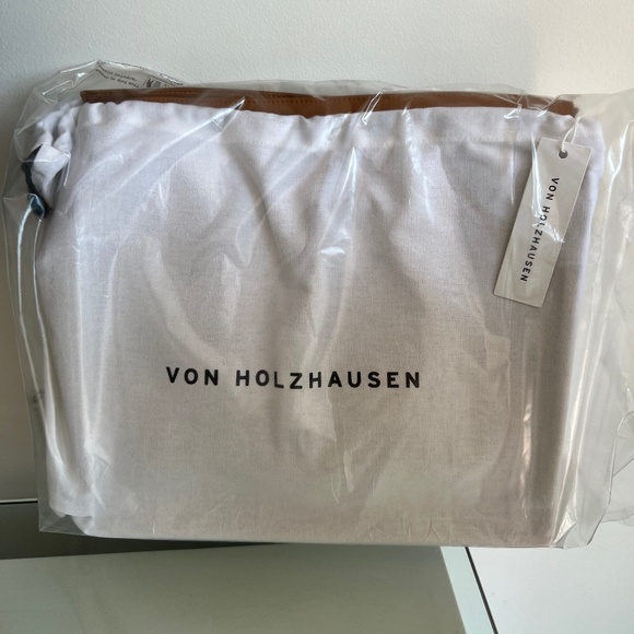 VON HOLZHAUSEN The Medium Shopper Caramel - Picture 14 of 14